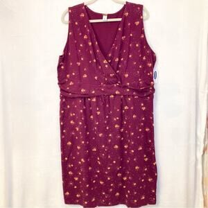 Old Navy Sleeveless Cross-Front Plus-Size Sheath Dress in Purple Ditsy Floral